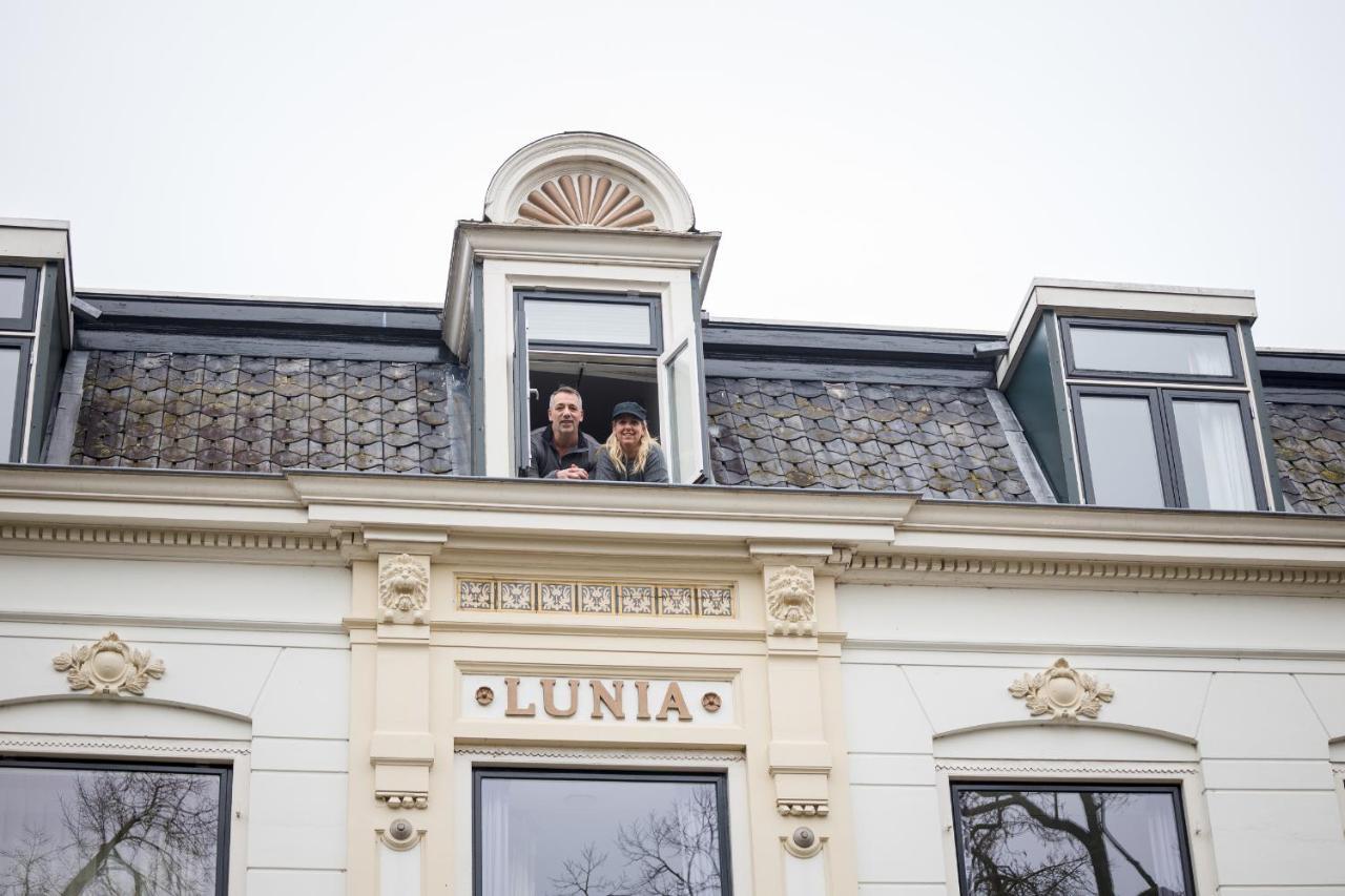 Hotel Restaurant Lunia Oldeberkoop Exterior photo